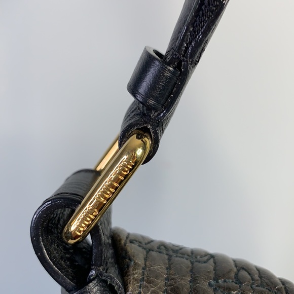 LOUIS VUITTON BLACK GOLD MONOGRAM GLOSSED LEATHER SHOULDER BAG - Picture 3 of 16